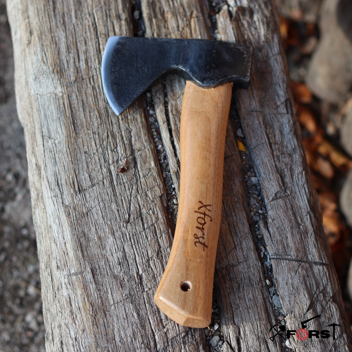 Hache X-AG1B, Ătui inclus