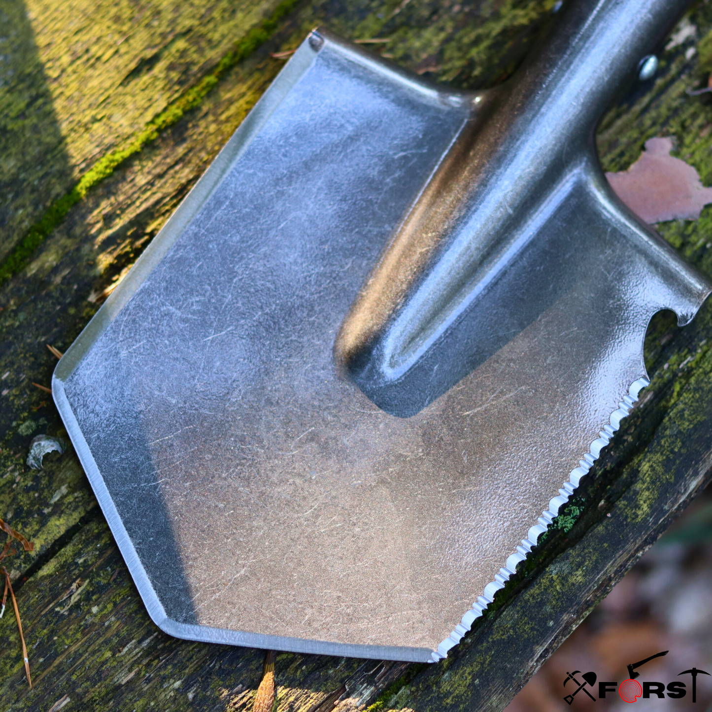 Xforst FS1 – Pelle de Survivalisme Polyvalente pour Jardin, Camping et Aventures Outdoor