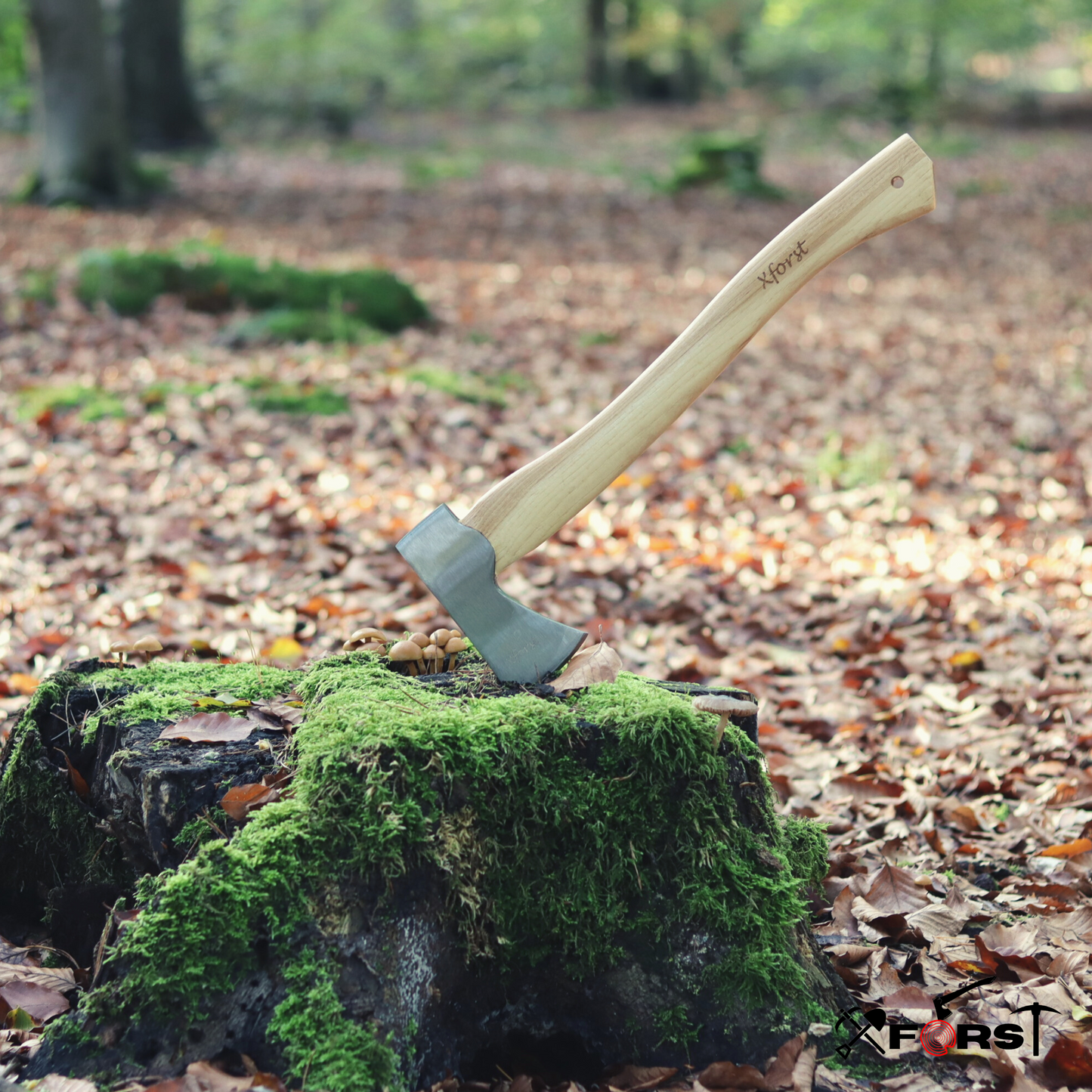 Hache forestière avec Manche en Bois de Hickory, ètui inclus