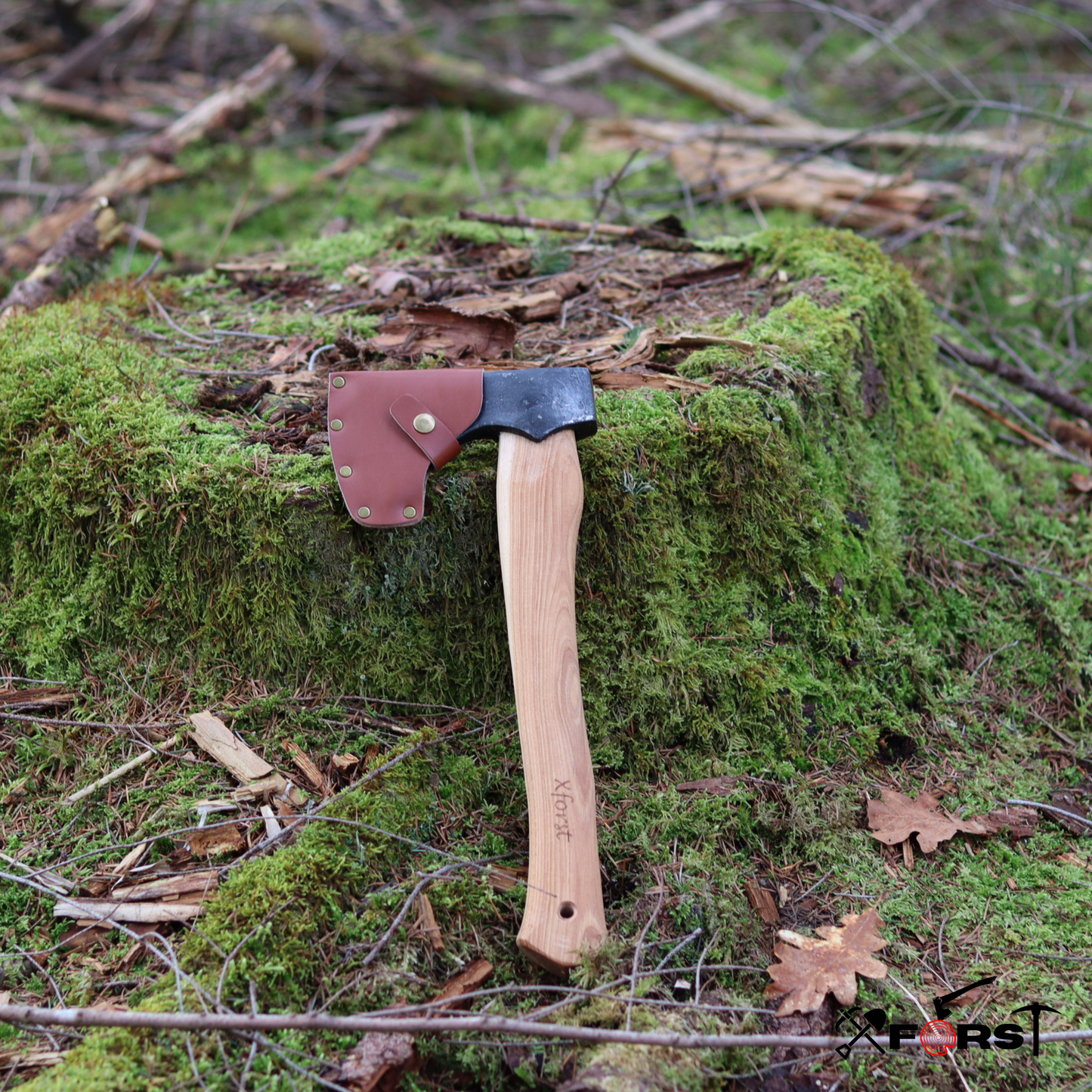 Xforst Hache Viking avec étui en cuir, en acier carbone forgé, tranchante