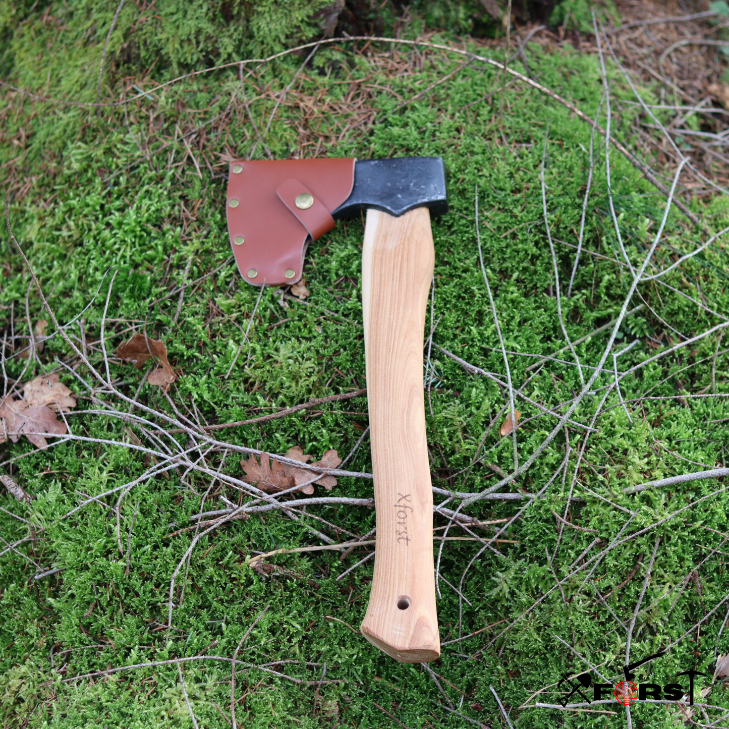Xforst Hache Viking avec étui en cuir, en acier carbone forgé, tranchante