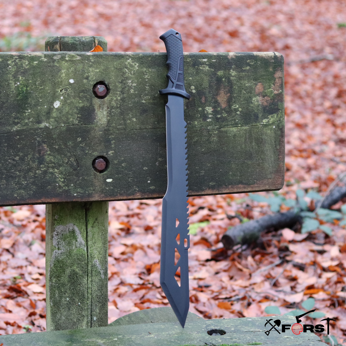 Grande Machette Xforst X-Mtech – Outil Indispensable pour l'Aventure